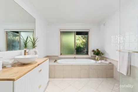 Property photo of 6 Onthonna Terrace Umina Beach NSW 2257