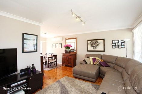 Property photo of 15 Bruchhauser Crescent Elderslie NSW 2570