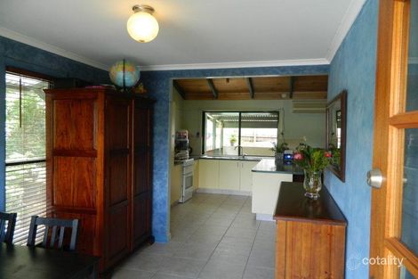 Property photo of 8 Firesong Court Nambour QLD 4560