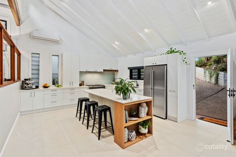 Property photo of 19 Crest Drive Currumbin QLD 4223