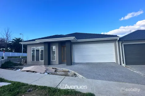 Property photo of 39 Dangelo Avenue Officer VIC 3809