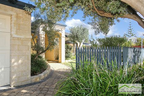 Property photo of 9 Basle Way Mindarie WA 6030
