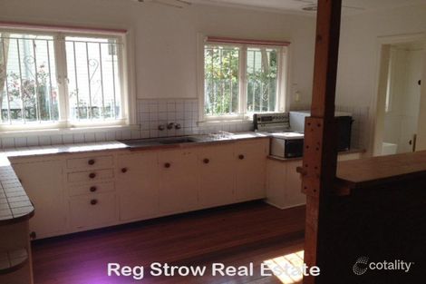 50 Sterculia Ave, Holland Park West, QLD 4121