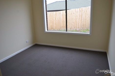 40a Thwaites Rd, Pakenham, VIC 3810