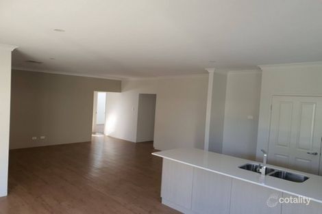 Property photo of 36B Tricourt Grove Riverton WA 6148