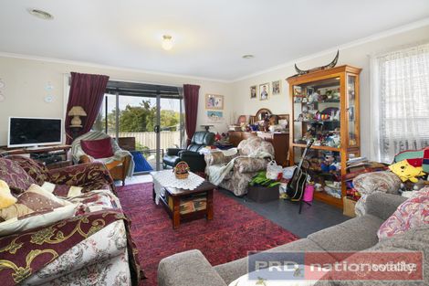 Property photo of 27 Jess Way Sebastopol VIC 3356
