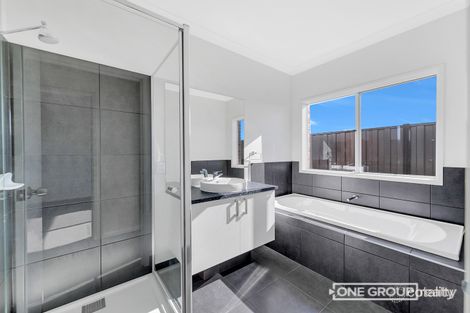 Property photo of 10 Oodgeroo Road Kalkallo VIC 3064