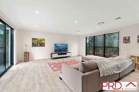 Property photo of 19 Bardo Circuit Revesby Heights NSW 2212