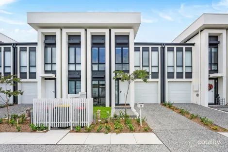 8 Annanvale Cct, Mount Annan, NSW 2567