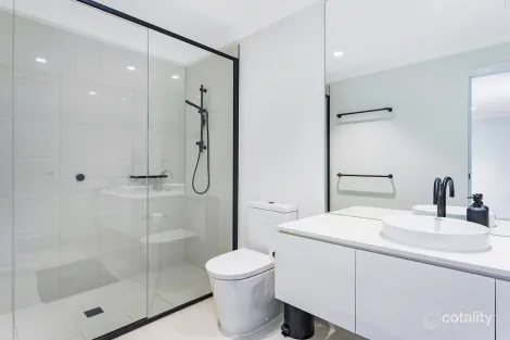 Property photo of 8 Annanvale Circuit Mount Annan NSW 2567