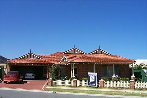 82 James Spiers Dr, Wanneroo, WA 6065