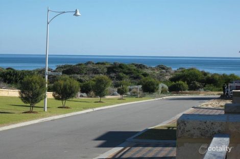 Property photo of 30 Beachside Drive Burns Beach WA 6028