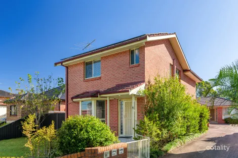 Property photo of 1/141-143 Kareena Road Miranda NSW 2228