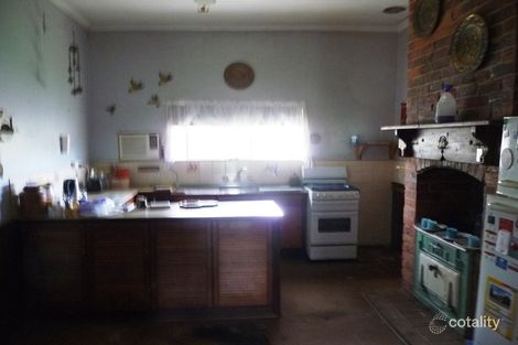 29 Jennaberring Rd, Quairading, WA 6383