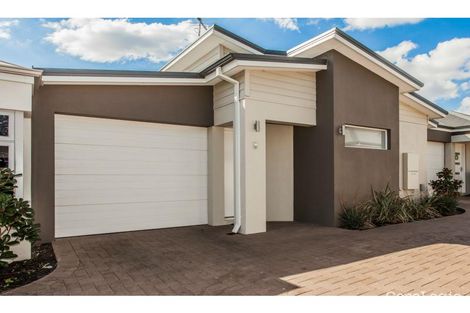 8/1 Lomax Ct, Beeliar, WA 6164