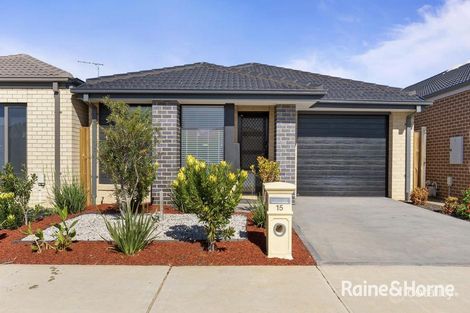 Property photo of 15 Mantello Drive Werribee VIC 3030