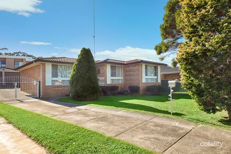 Property photo of 8 Parklands Drive Shellharbour NSW 2529