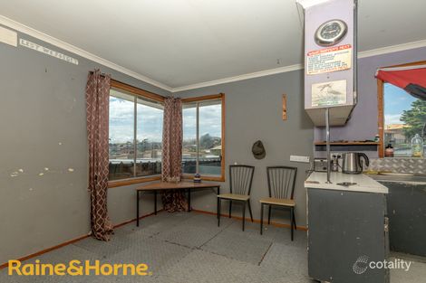 Property photo of 6 Calvert Crescent Herdsmans Cove TAS 7030