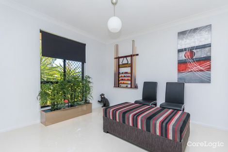 Property photo of 42 Voyagers Drive Banksia Beach QLD 4507