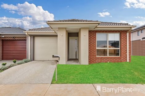 Property photo of 17 Akram Way Rockbank VIC 3335