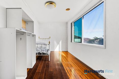 Property photo of 12 Crown Close Oakleigh East VIC 3166