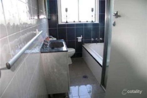 Property photo of 2 The Boulevarde Kooringal NSW 2650