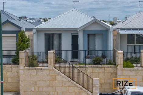 151 East Rd, Hocking, WA 6065