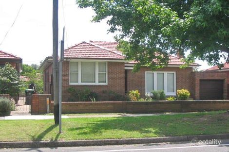 12 Nullawarra Ave, Concord West, NSW 2138