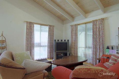 Property photo of 36 One Chain Road Somerville VIC 3912