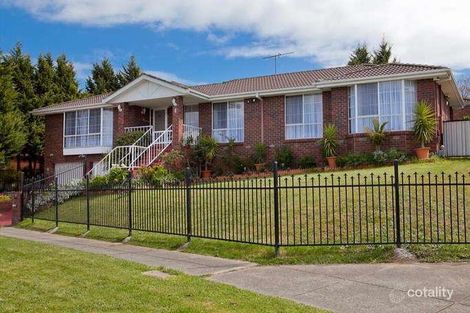 Property photo of 1 Edward Freeth Drive Endeavour Hills VIC 3802