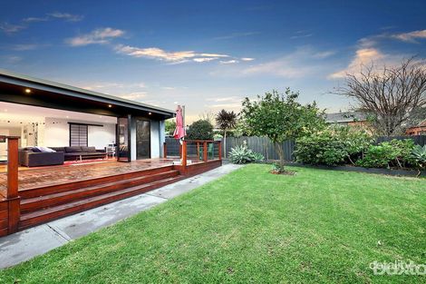 Property photo of 1 Gladesville Drive Bentleigh East VIC 3165