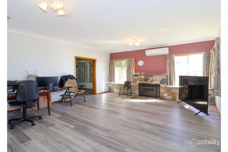 Property photo of 6 Eagle Lane Koraleigh NSW 2735