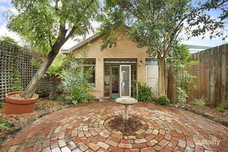Property photo of 17 Colvin Grove Hawthorn VIC 3122