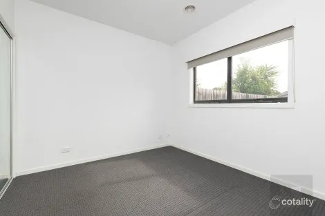 Property photo of 4/42 George Street St Albans VIC 3021