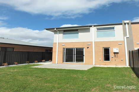 Property photo of 10 Abalone Walk Tarneit VIC 3029