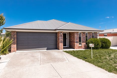 Property photo of 24 Stella Drive Delacombe VIC 3356