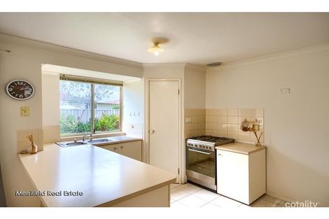 Property photo of 16 Cordoba Way Orana WA 6330