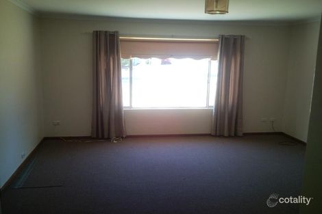 Property photo of 28 Roberts Crescent Hope Valley SA 5090