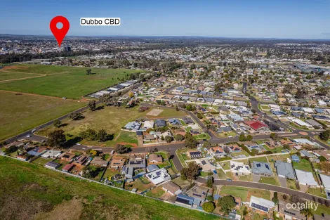 Property photo of 5 Tanderra Drive Dubbo NSW 2830