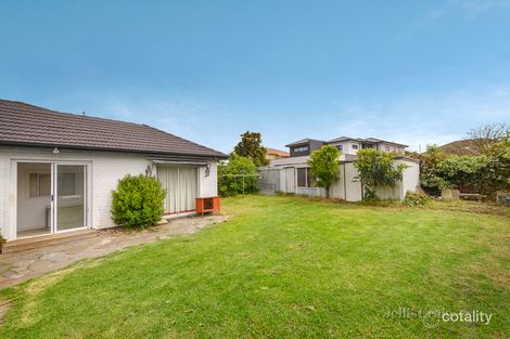 Property photo of 13 Shanahan Crescent McKinnon VIC 3204