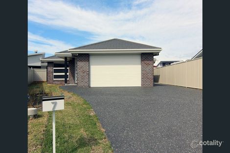 7 Colleena Pl, Tuncurry, NSW 2428