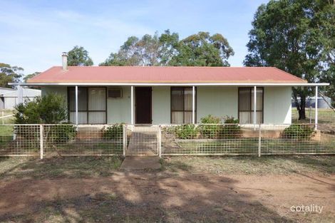 8 Commins St, Illabo, NSW 2590