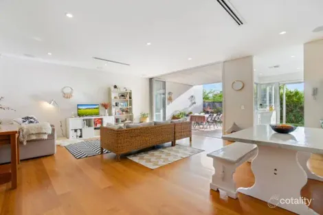 10 Gubbuteh Rd, Little Bay, NSW 2036