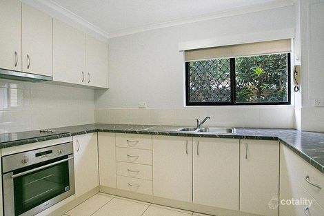 Property photo of 2/45 Chelsea Avenue Broadbeach QLD 4218