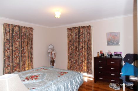 Property photo of 10 Sunny Place St Johns Park NSW 2176