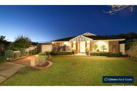 Property photo of 8 Ami Court Berwick VIC 3806