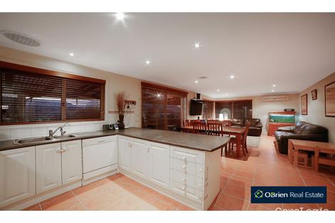 Property photo of 8 Ami Court Berwick VIC 3806