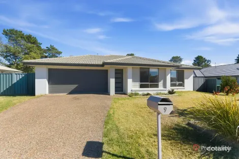9 Lara Ave, Armidale, NSW 2350