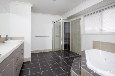 Property photo of 17 Duhig Court Augustine Heights QLD 4300