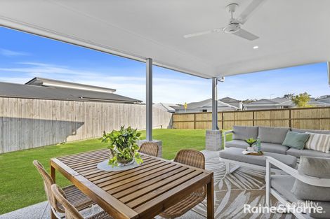 34 Shoreline Ave, Redland Bay, QLD 4165